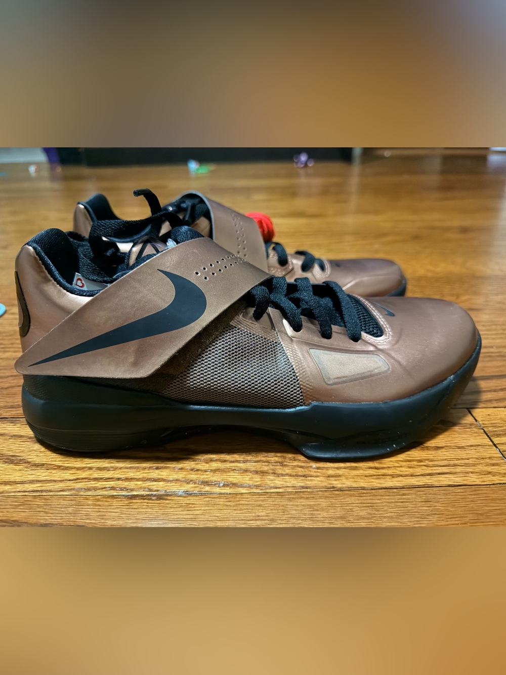 Nike KD4 Christmas  Men’s sneakers size 7.5 new no box
